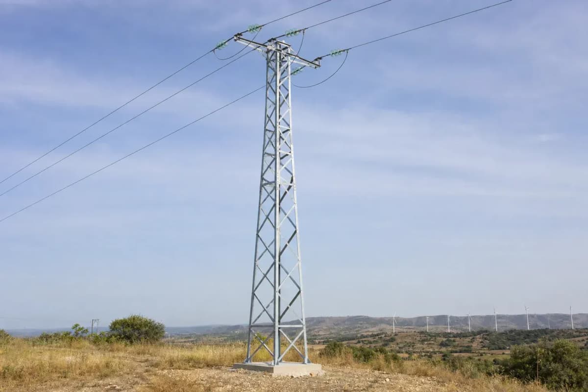 18m 35kV Lattice Distribution Slip-Joint - Single-Circuit Steel Tower