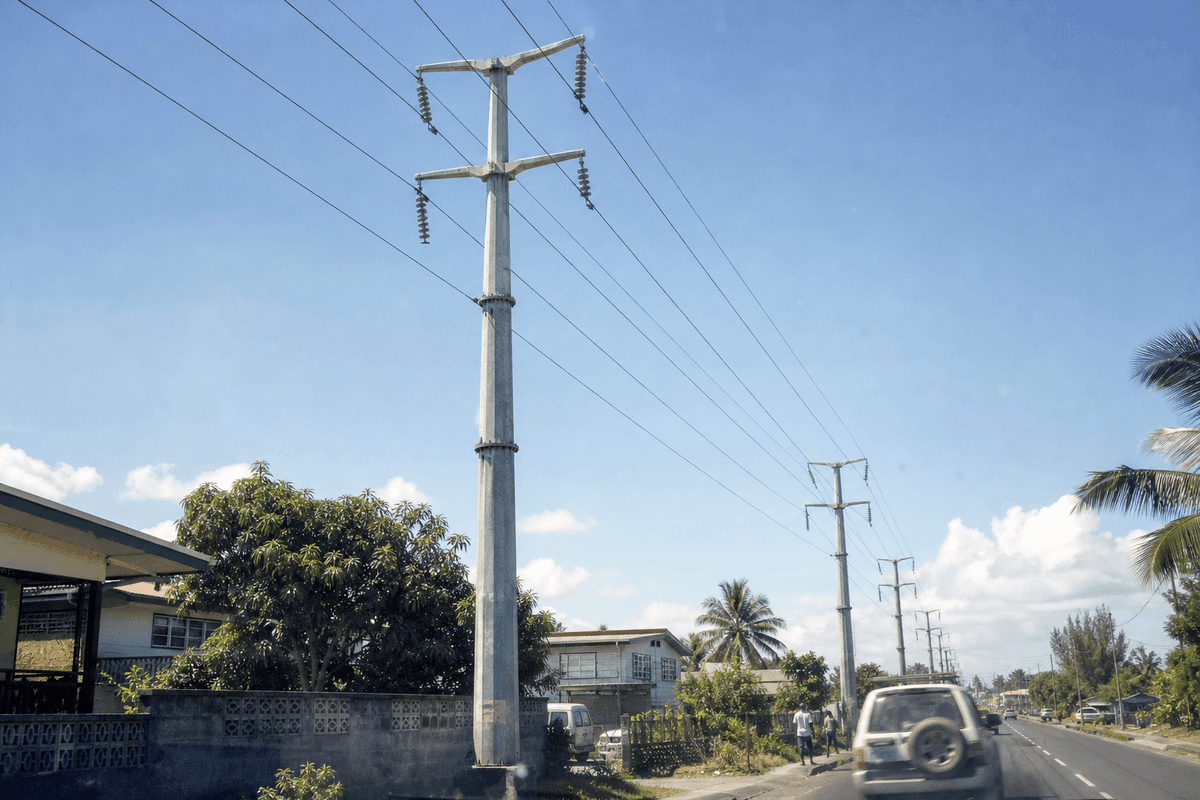 Suva Salt-Air and Flood-Clearance Decision: Power Transmission Tower Configuration for 10kV Double-Circuit Distribution
